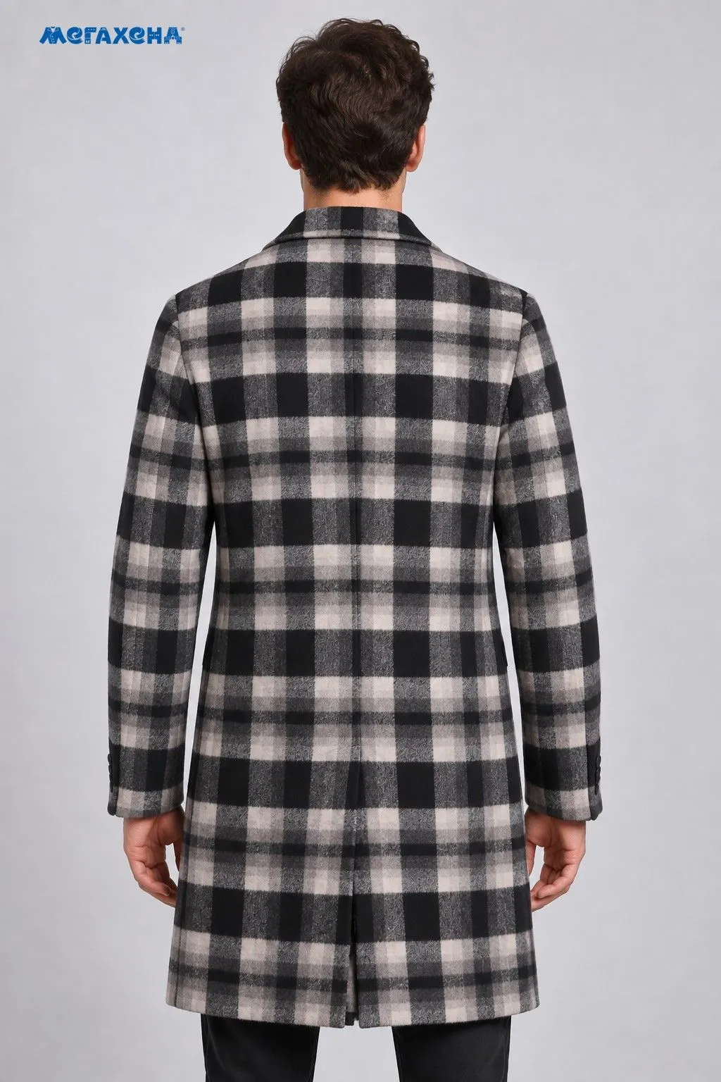 Чёрно-серое пальто Jack & Jones в клетку, размер 46 (S)
